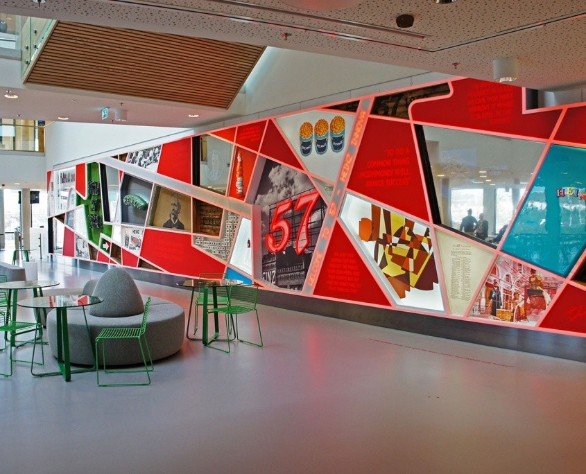 Maatwerk wand decoratie verlicht kleur heinz innovation center nijmegen
